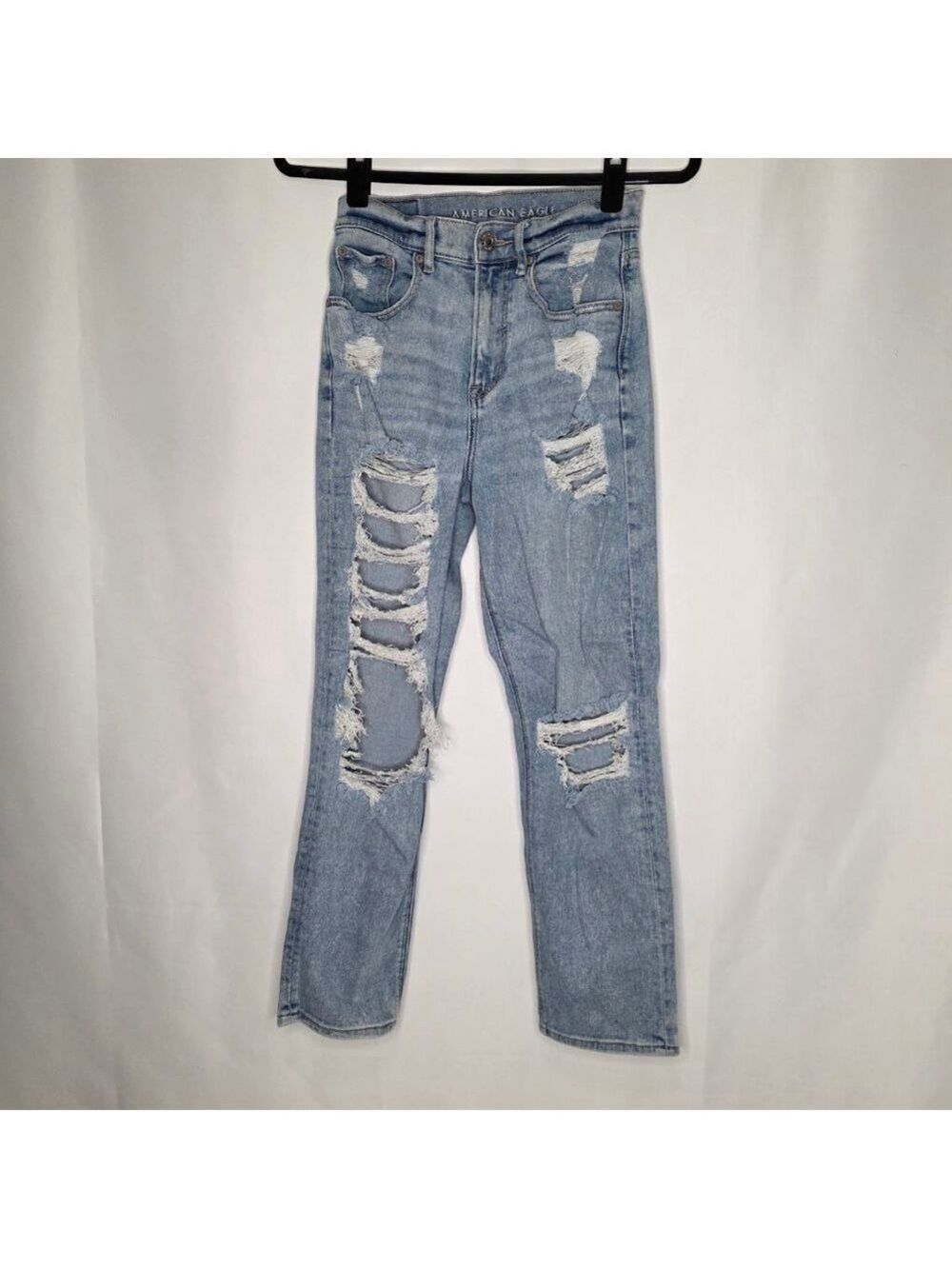 American Eagle Light Blue Distressed Straight Leg Jeans Size 2